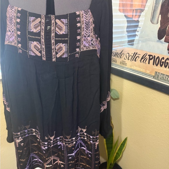 Free People Dresses & Skirts - Free People Black and Purple Mini Dress